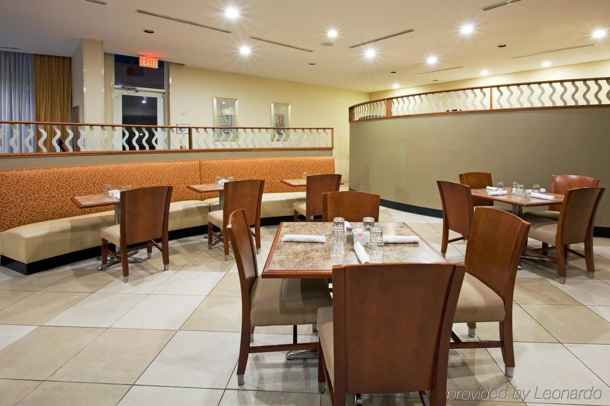 Holiday Inn Santee By Ihg Restaurant photo